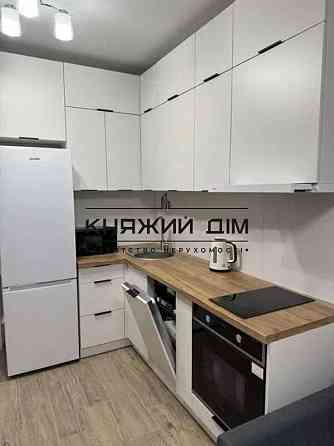 Оренда Квартира 1-кімнатна, 2/25 поверх на Академика Глушкова просп. Киев