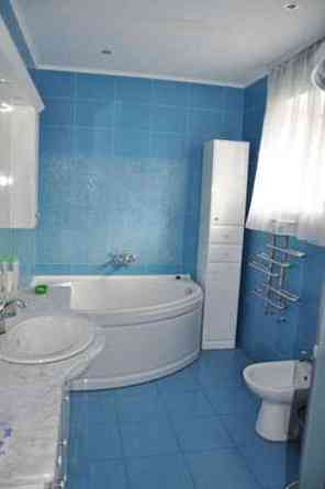 Продаж 3-поверховий Будинок з ділянкою 10 сот 250 кв.м  на Драгоманова Бориспіль