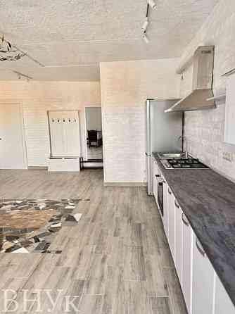 Продаж Квартира 2-кімнатна, 10/10 поверх на жасминова Львів