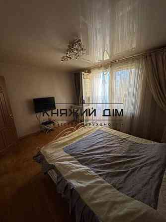 Оренда 3 х кім.. кв. на Дарницькому бульварі,8 код 11203601 Київ