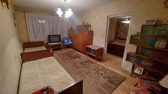 Оренда Квартира 2-кімнатна, 9/9 поверх на Івана Дзюби вул. (Сімї Сосніних), 12 Киев