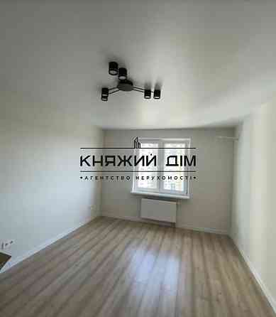 Продаж Квартира 2-кімнатна, 18/25 поверх на вул. Миколи Вінграновського Kiev