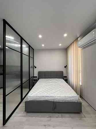 Продаж Квартира 1-кімнатна, 12/24 поверх на Столичне шосе вул., д. 3 Kiev