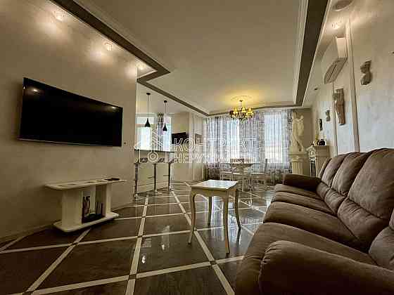 Оренда Квартира 3-кімнатна, 21/23 поверх на вул. Культури Харків