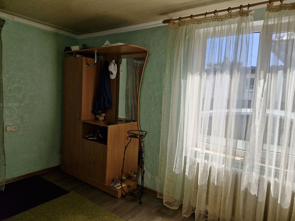 Семейный дом с детской площадкой и гаражом на тихой улице Нерубайське - фото 19