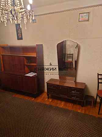 Продаж Квартира 1-кімнатна, 5/5 поверх на Эдуарда Вильде ул. Kiev