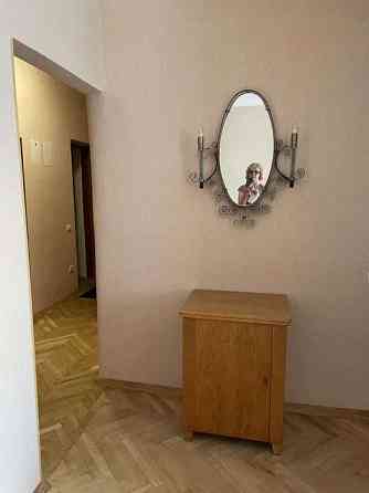 Оренда Квартира 1-кімнатна, 3/5 поверх на ул. Марка Безручко Kiev