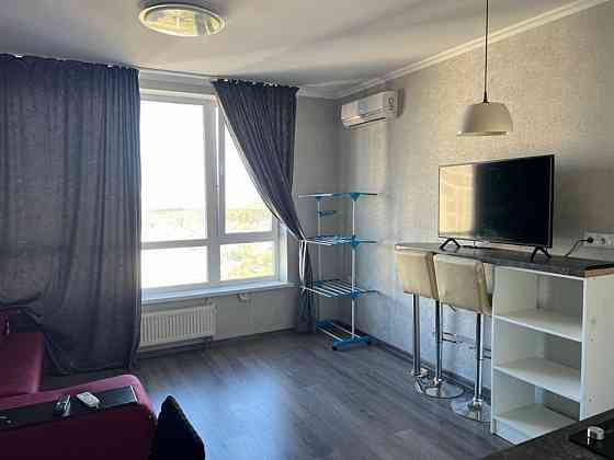 Оренда Квартира 1-кімнатна, 22/26 поверх на Камянська, 6 Киев