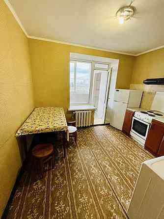 Оренда Квартира 2-кімнатна, 9/16 поверх на Алматинська, 39А Киев