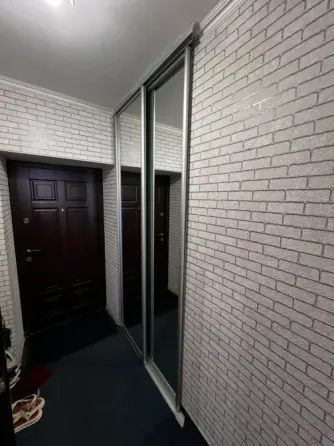 Продам квартиру на Счастливом Ровно