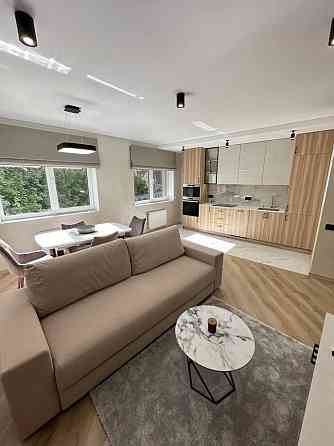 Продаж Квартира 3-кімнатна, 2/25 поверх на Генуэзская ул. Одеса