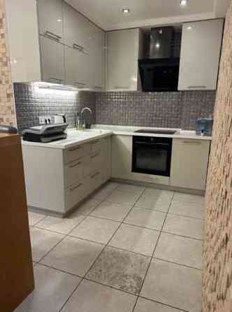 Продаётся просторная 2-комнатная квартира на пос. Котовского Одеса