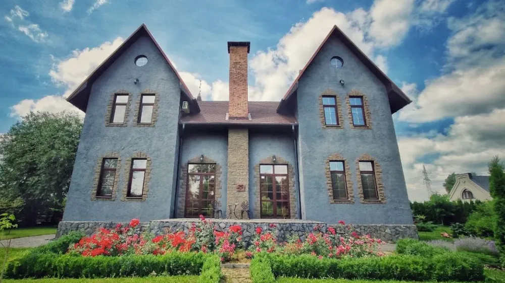 Продаж 2-поверховий Будинок з ділянкою 75 сот 400 кв.м 6 кімн. на зазим