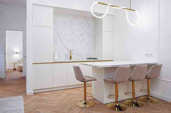 Продаж Квартира 2-кімнатна, 4/5 поверх на вул. Словацького Юліуша Львов