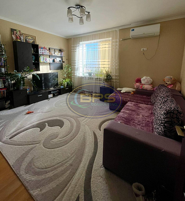 Продаж 2к Квартира 46.7 кв.м Шкільна вул.  - фото 2