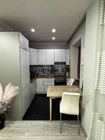 Продаж Квартира 1-кімнатна, 5/5 поверх на Бастионная ул. Київ