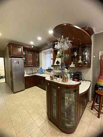 Продаж Будинок 5-кімнатний на вул. Пономаренковская Харків