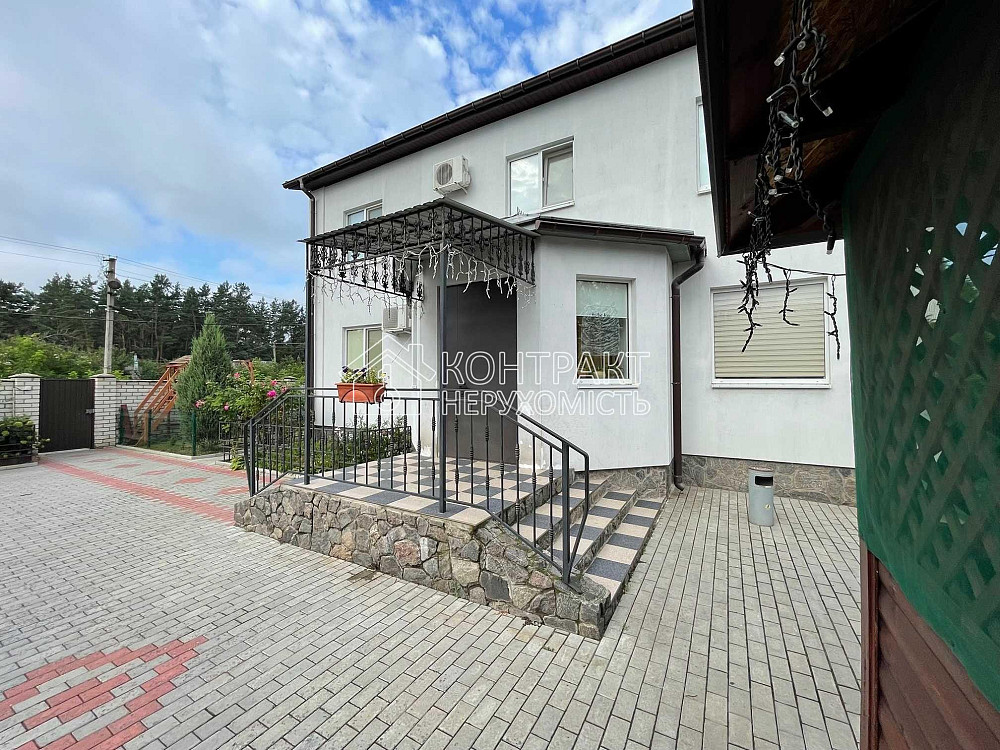 Продаж Будинок 5-кімнатний на вул. Кільцева Утківка - фото 1