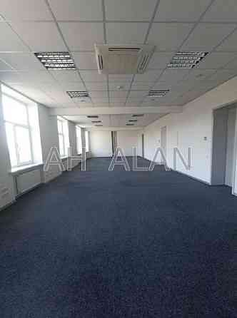 Оренда офісне приміщення на Миколи Міхновського бул. приміщень - 9, поверх - 3/8 Київ