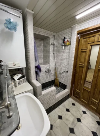 Продаж Квартира 3-кімнатна на ул. Княжеская, 16 Одесса