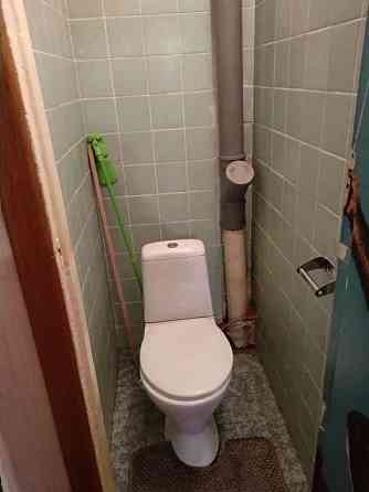 Оренда Квартира 3-кімнатна, 5/5 поверх на ул. Даниила Щербаковского Київ