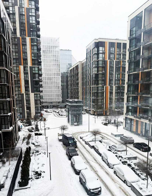 Продаж Квартира 4-кімнатна, 5/21 поверх на Джона Маккейна вул., д. 3А Київ - фото 1