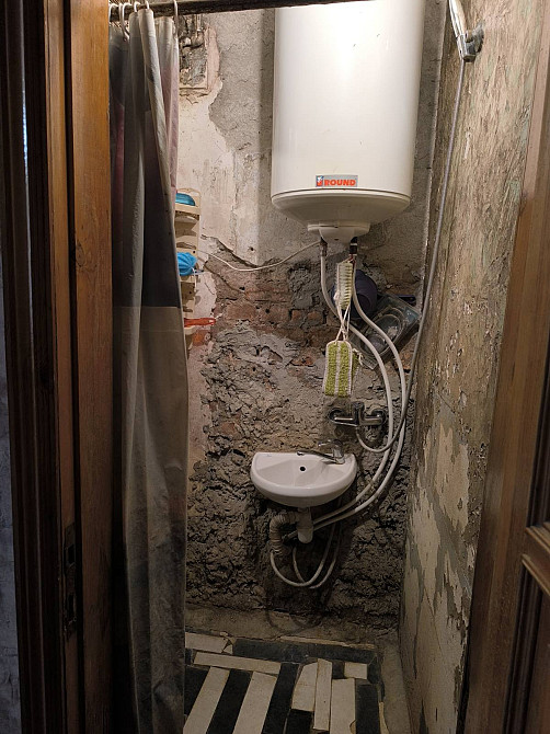 Комната в Коммуне на Фонтане Odessa - photo 12