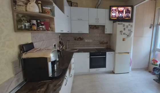 Продам 1-к квартиру в Одеса