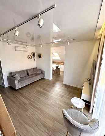 Оренда Квартира 3-кімнатна, 9/10 поверх на вул. Стрийська Львів