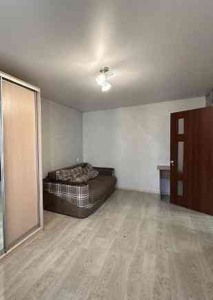 Продаж Квартира 1-кімнатна, 3/5 поверх на Космонавта Комарова улица, 10/4 Одесса