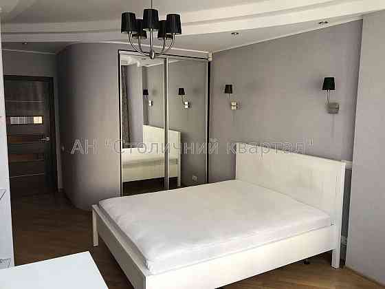 Продаж Будинок 2-кімнатний на Дніпровська наб., 26Б Київ