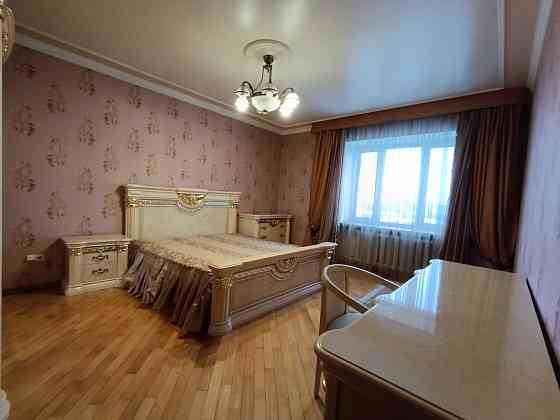 Продаж Квартира 3-кімнатна, 12/18 поверх на Сєченова вул., д. 7А Київ