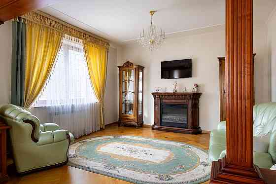 Продаж Будинок 5-кімнатний на вул. Гоголя Зимна Вода