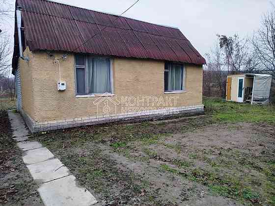 Продаж Будинок 5-кімнатний на вул. Вишнева 