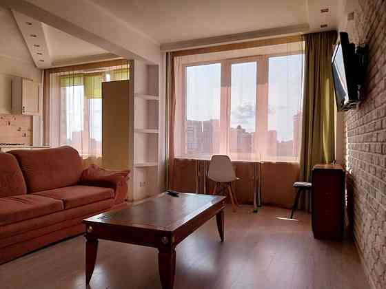 Оренда Квартира 2-кімнатна, 15/16 поверх на бульв. Лесі Українки, 36 Б Киев