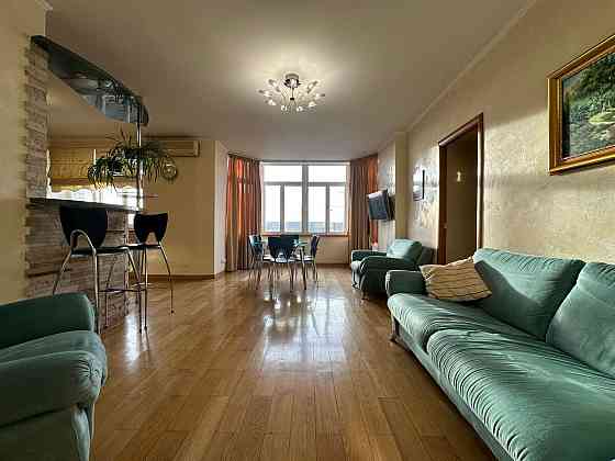 Оренда Квартира 2-кімнатна, 5/16 поверх на Верховинна, 91 Киев