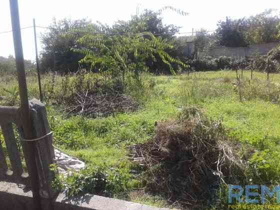 Продаж земельної ділянки 0.1 соток на ул. Комарова, 9а Нерубайское