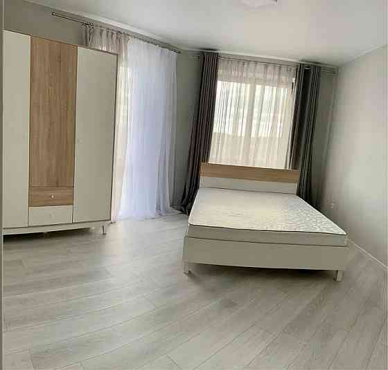 Продаж Квартира 2-кімнатна, 4/5 поверх на вул. тичини Зимна Вода