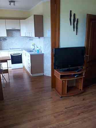 Продаж Квартира 2-кімнатна, 9/9 поверх на Васильківська, 2А Київ