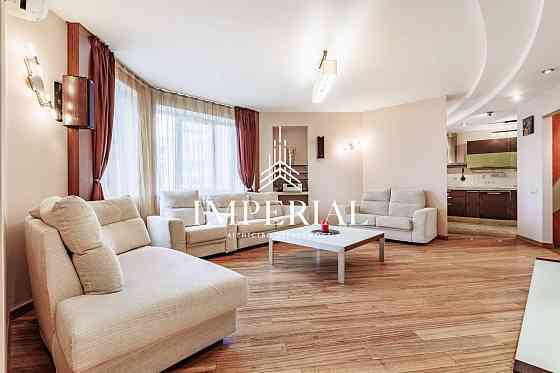 Оренда Квартира 4-кімнатна, 11/14 поверх на вул. Микільсько-Слобідська Київ