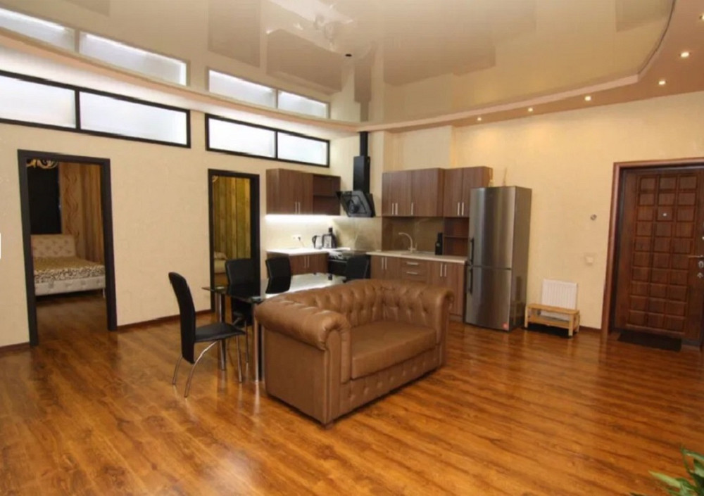 Оренда Квартира 3-кімнатна, 17/22 поверх на Генуэзская ул., 5 Одесса - изображение 1