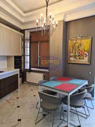 Продаж 3к квартири 121 кв. м Одеса
