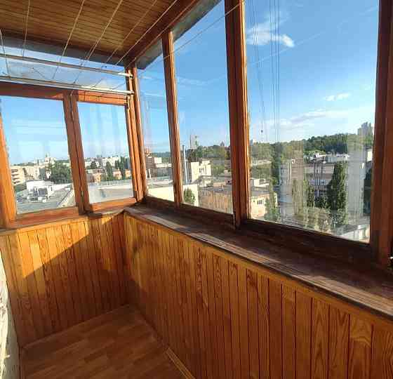 Продаж Квартира 3-кімнатна, 9/9 поверх на улица Кирилловская (Фрунзе), д.127 Киев