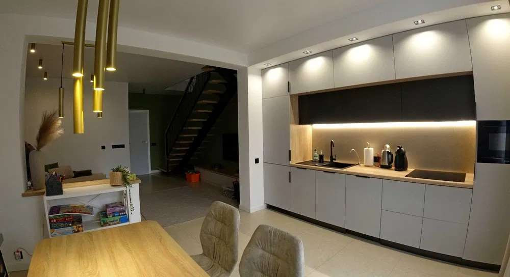 Оренда Квартира 3-кімнатна, 2/2 поверх Київ - фото 1