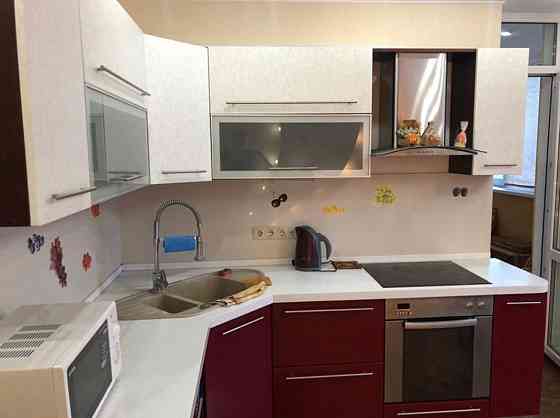 Оренда Квартира 2-кімнатна на Пчелки Елены ул., 2А Київ