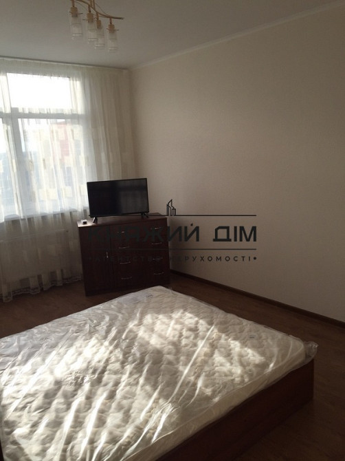 Оренда Квартира 1-кімнатна, 24/25 поверх на вул. Дегтяренка Петра ул./Сім'ї Кульженків Киев - изображение 2