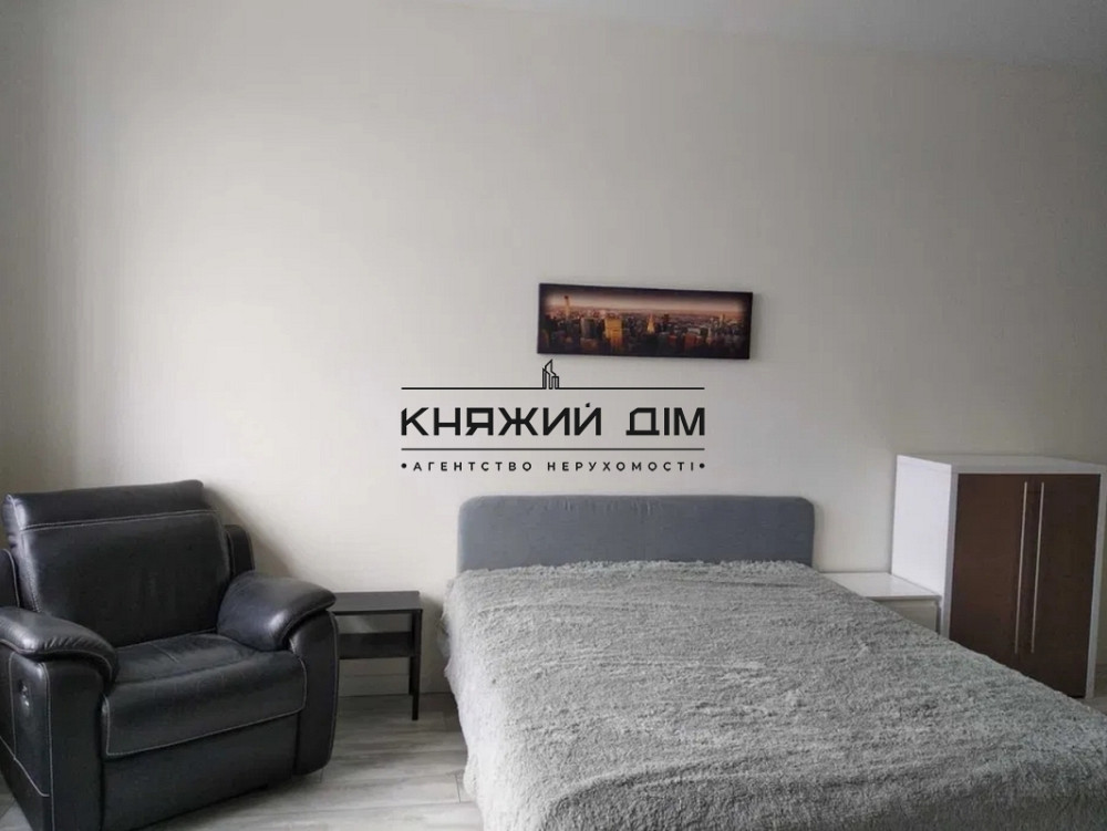 Оренда Квартира 1-кімнатна, 13/13 поверх на вул. Щорса ул./Євгена Коновальця Киев - изображение 2