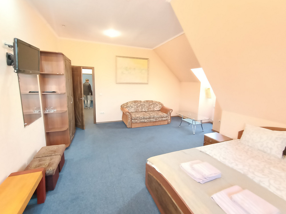 Оренда 3-поверховий Будинок  55 кв.м 2 кімн. на Саєнка Житомир - изображение 4