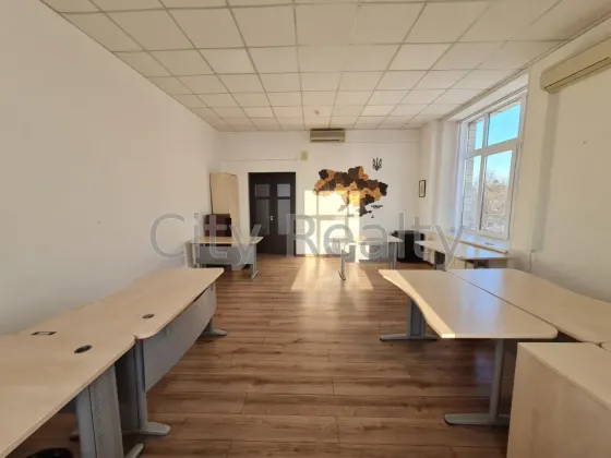 Здається Офісні приміщення площа 66.2 кв.м 7-й поверх Київ Хрещатик 7/11 Київ