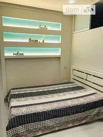 Оренда Квартира 2-кімнатна, 16/25 поверх на ул. Михаила Драгоманова, 8 Киев